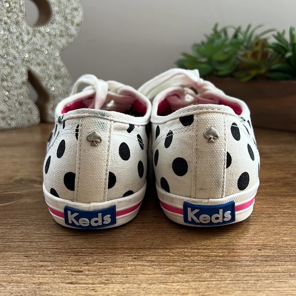 ✨Sold✨ Keds Kate Spade Black Polka Dot Sneakers - Picture 4 of 10